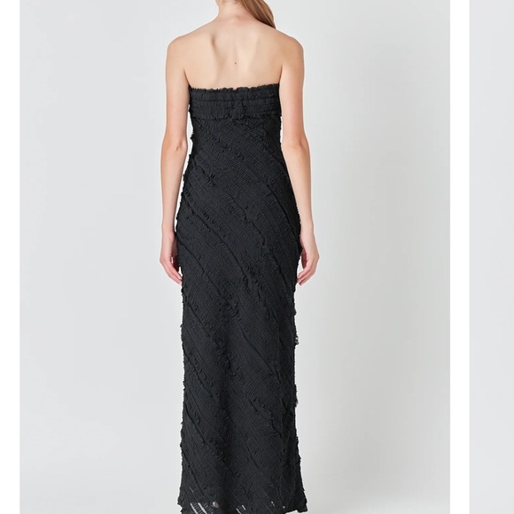 endless rose STRAPLESS RUFFLED MAXI DRESS - Picture 6 of 6